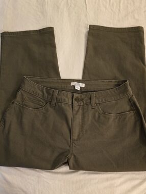 croft & barrow Olive Green Cropped Pants